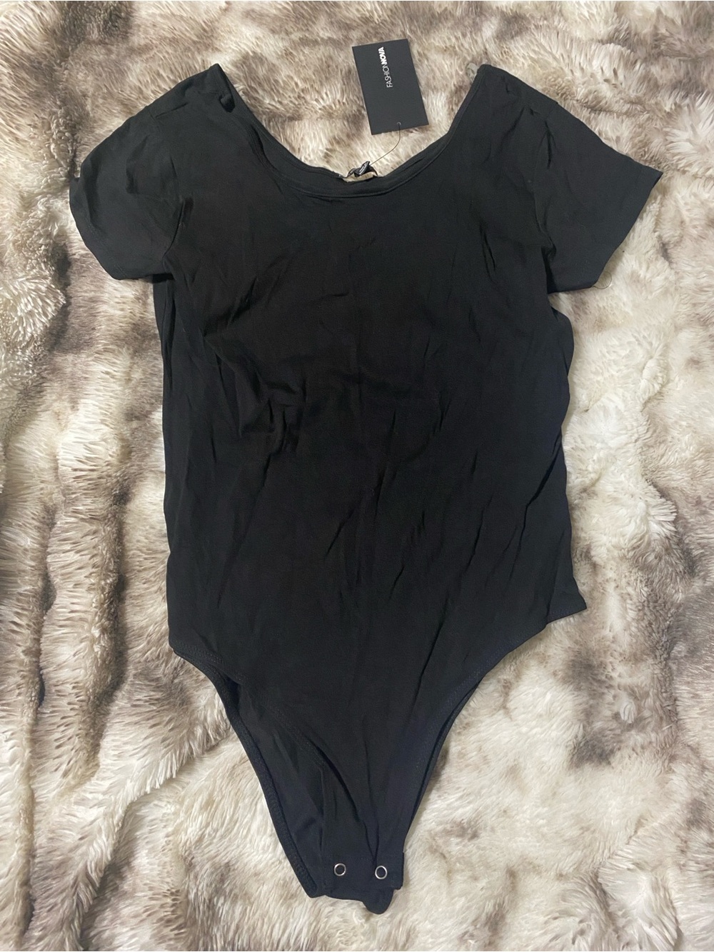 Fashion Nova Black Short Sleeve Snap Bodysuit
